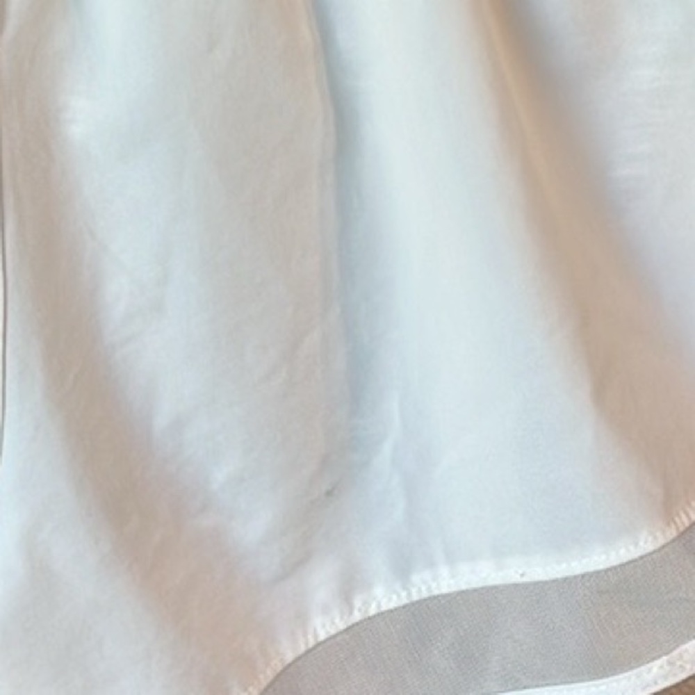 White Athletic Shorts Womens Small - Picture 10 of 10